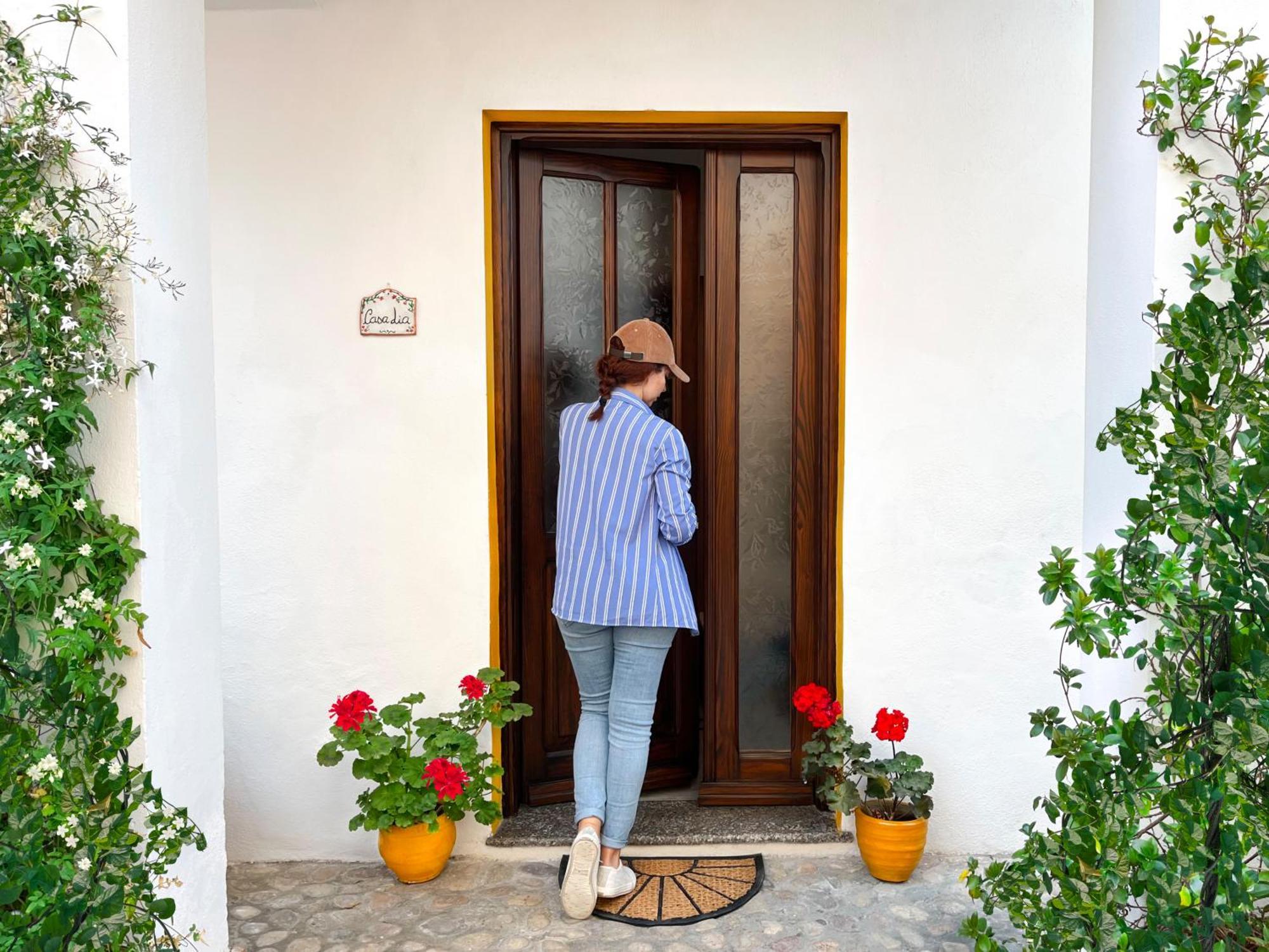 Casa Lia - Independent Apartment In The Gulf Of Orosei Galtellì Exterior foto